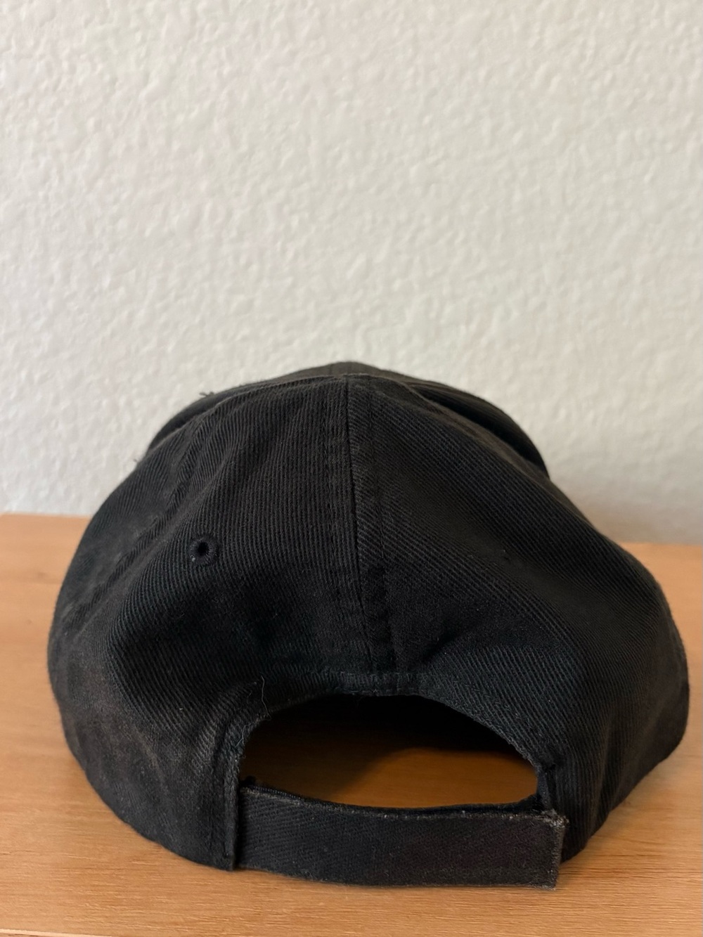 Balenciaga Black Cap with White Embroidered Logo - Picture 2 of 7